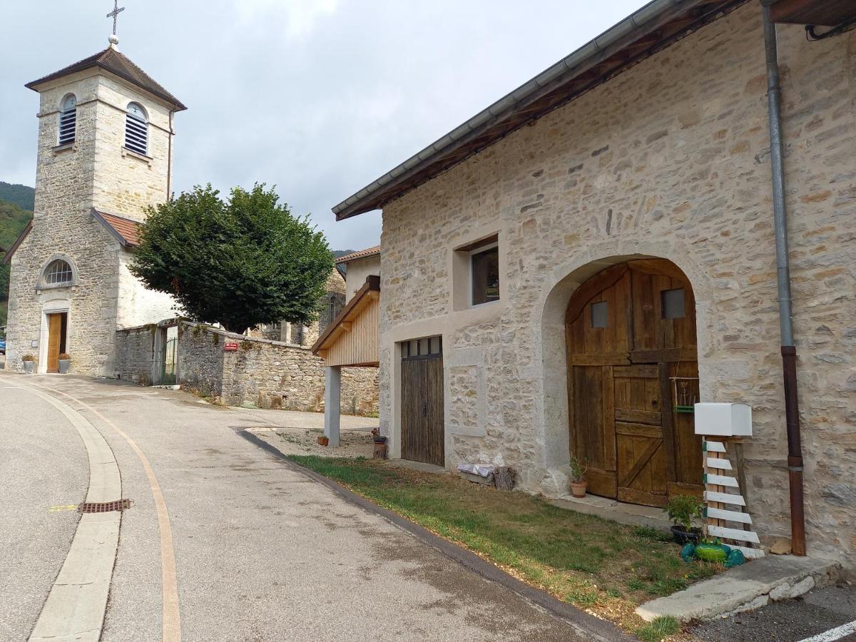 Bolozon La Vie Du Bief B&B 외부 사진
