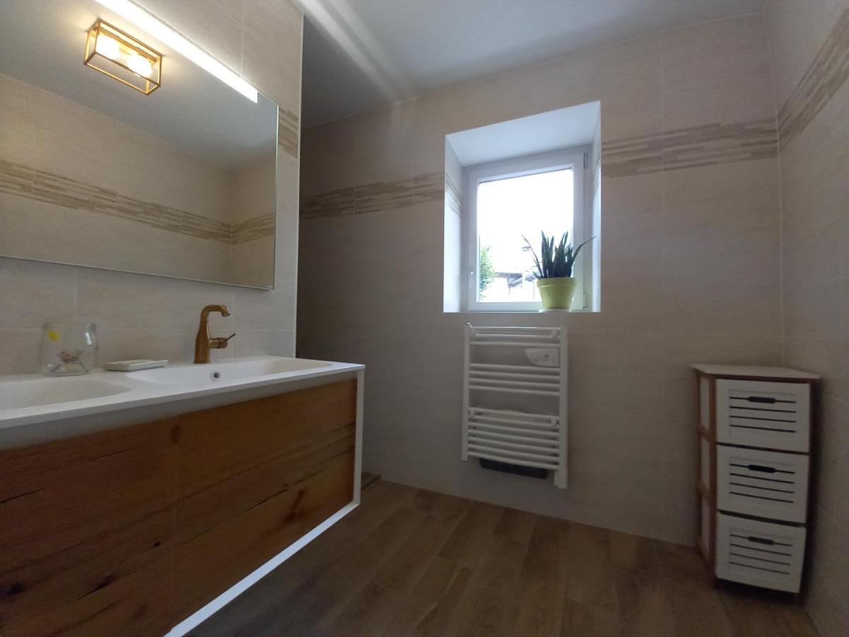 Bolozon La Vie Du Bief B&B 외부 사진